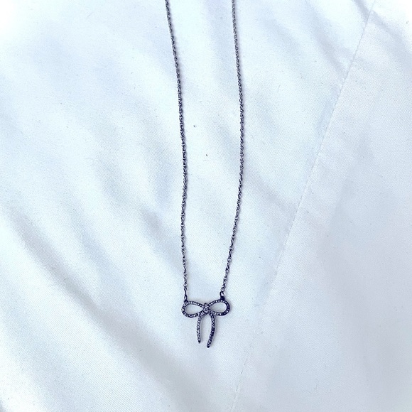 lovely bow diamond and sterling necklace - Picture 3 of 5
